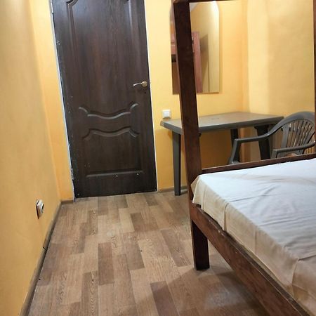 Pershyy Hostel U Cherkasah تشيركاسي المظهر الخارجي الصورة